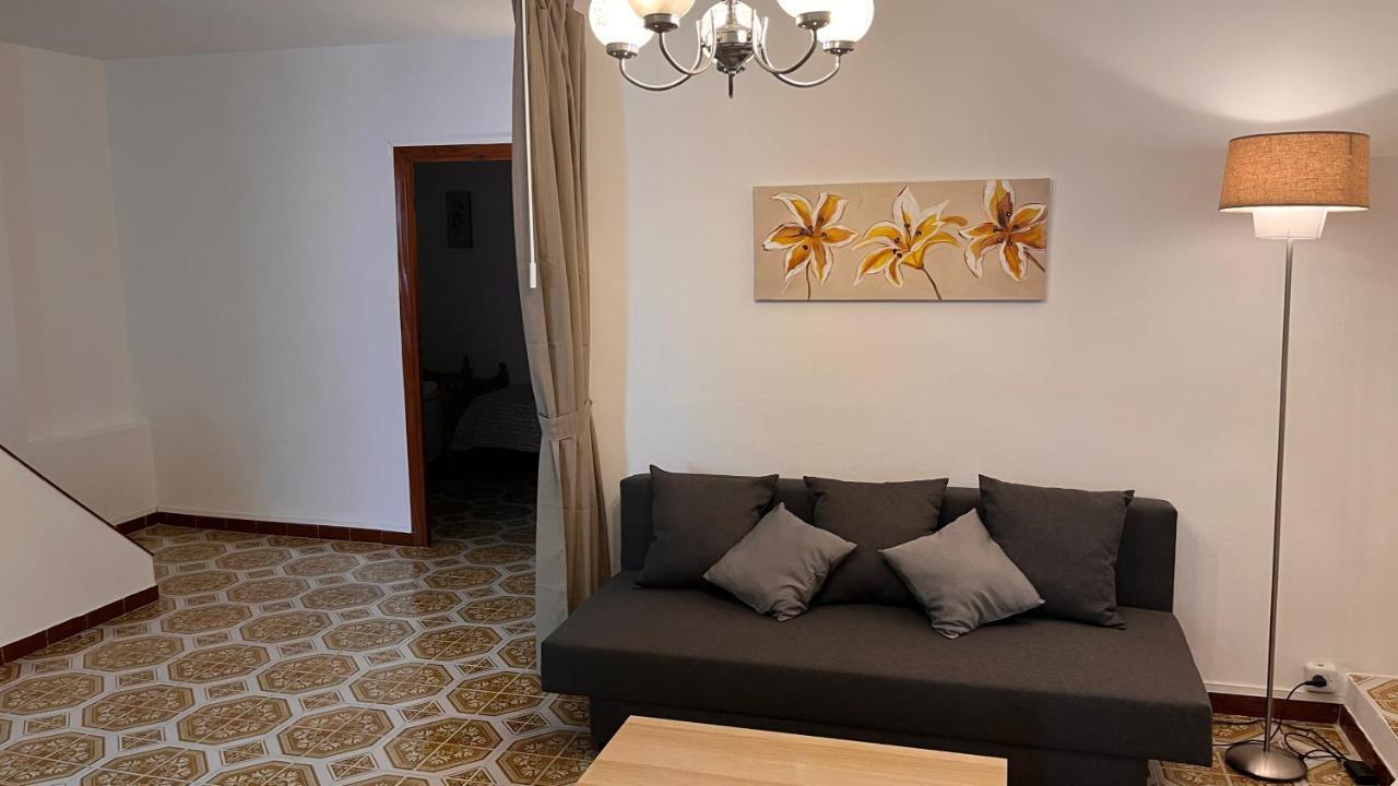 Casa 6-7 Personas, Aire Acondicionado Y Wifi Villa Ador Ngoại thất bức ảnh