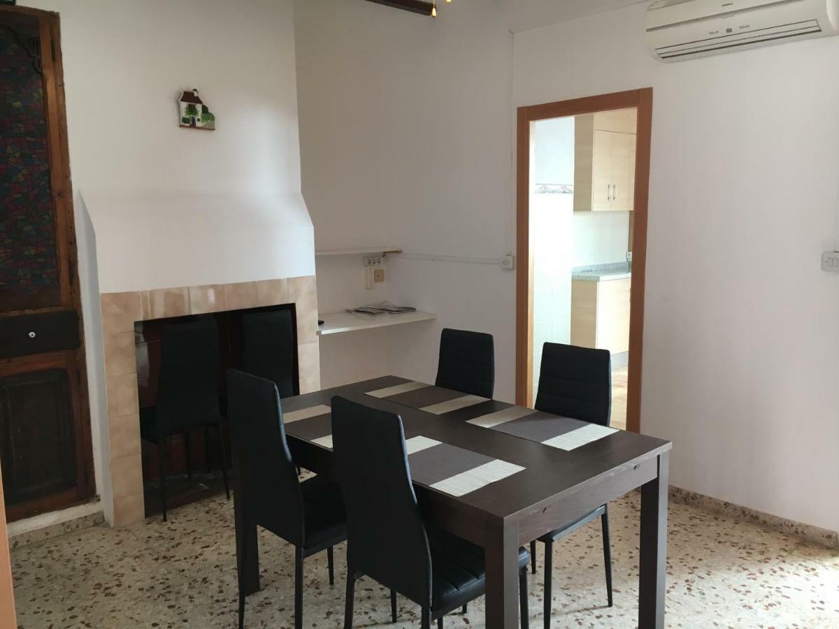 Casa 6-7 Personas, Aire Acondicionado Y Wifi Villa Ador Ngoại thất bức ảnh